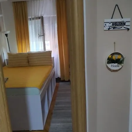 Lada Lägenhet Bijeljina
