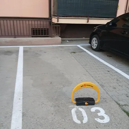 아파트 Lada *